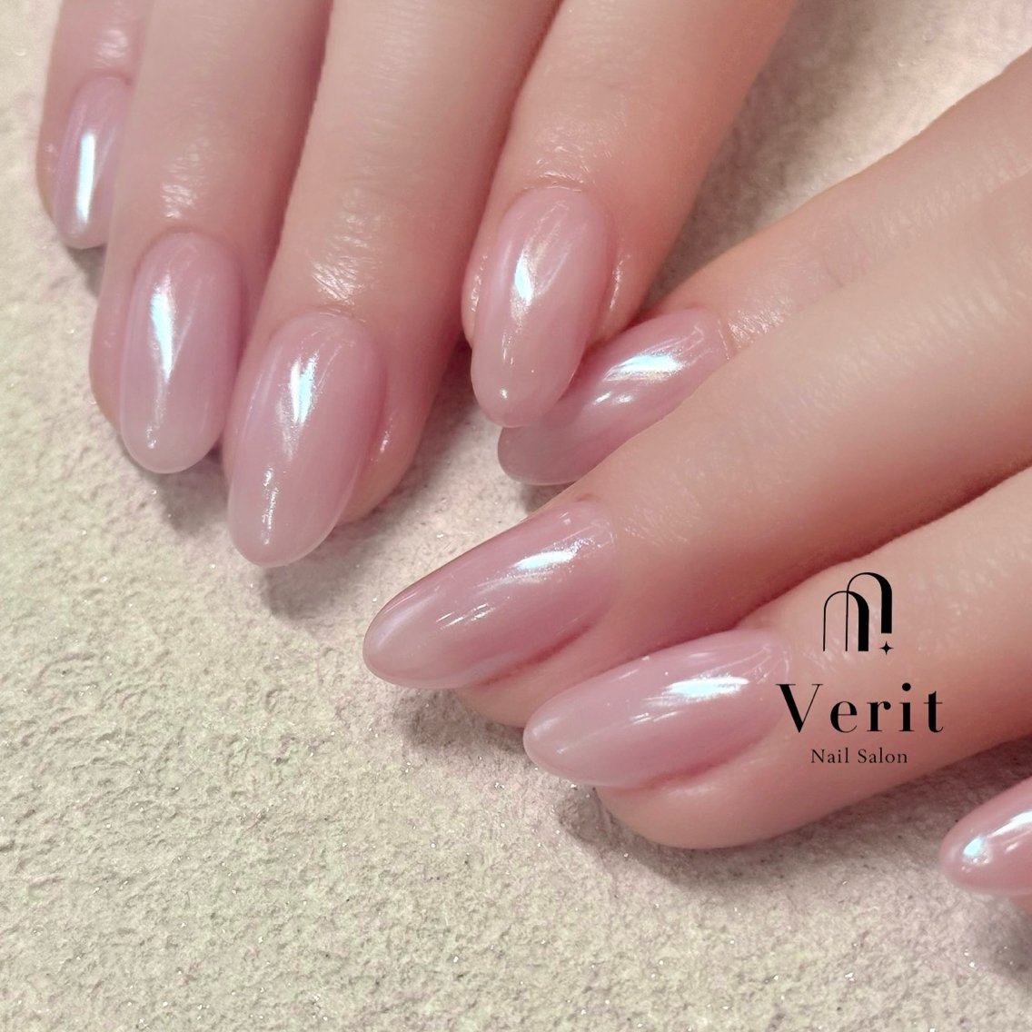 ネイル ミラーネイル ホワイト Kurumi (Verit大森店)のネイルデザイン