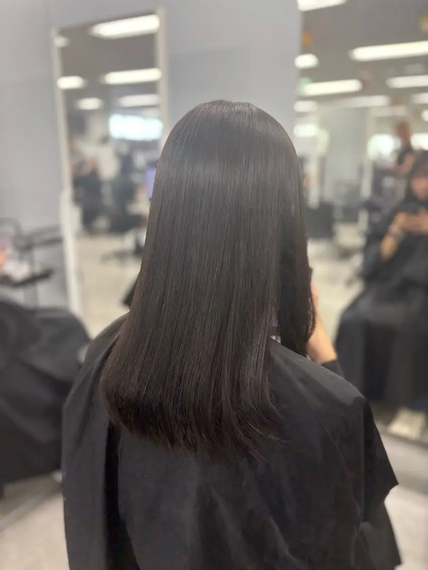 セミロング カラー ヘアアレンジ 韓国メンズヘア 🪽maika🪽のヘアスタイル