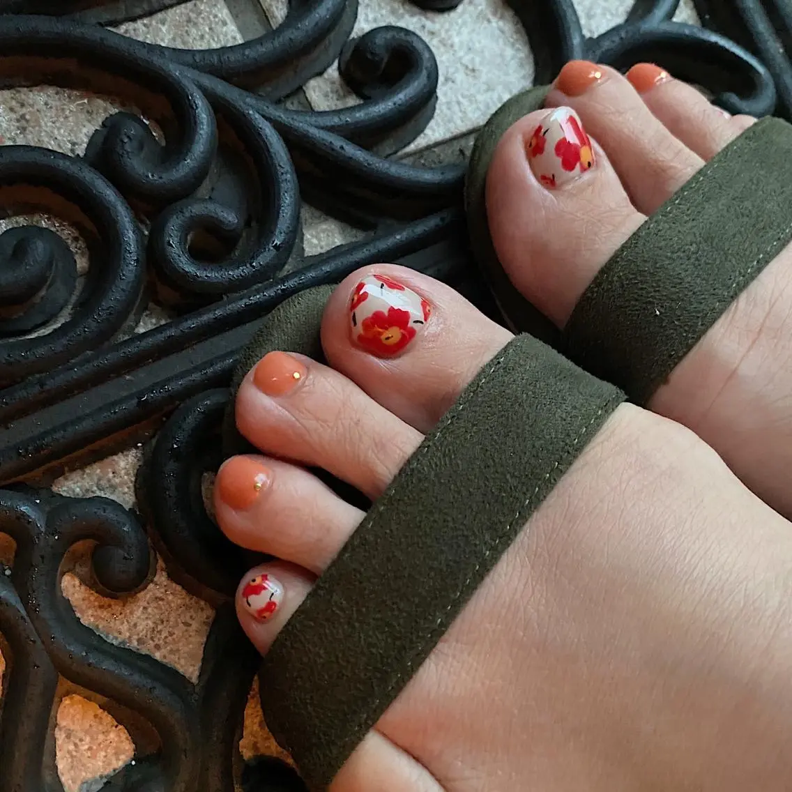 ネイル フラワーネイル lcoco nailのネイルデザイン
