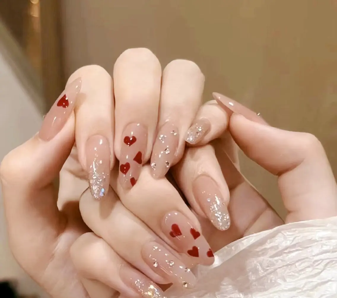 超🉐👑💓ラメグラベースあり+（ハートアート2本小ストーン10個無料付け）¥5480ソフトジェルオフ無料の写真