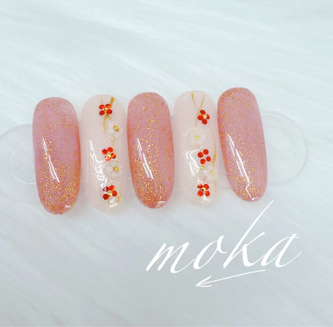 ネイル ハンドネイル ハンドケア 胡蝶蘭レディースサロ ンNailMOKAのネイルデザイン
