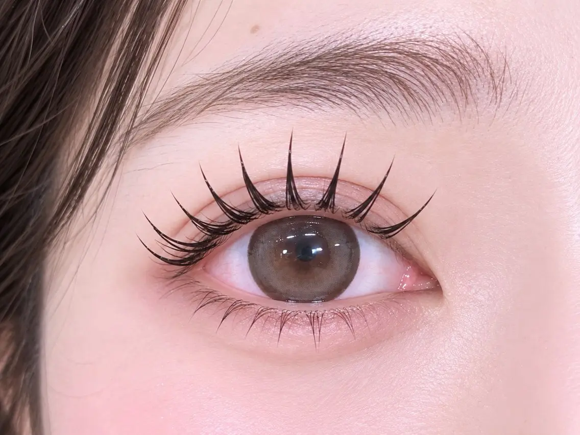 フラットラッシュ160本+まつげトリートメントの写真