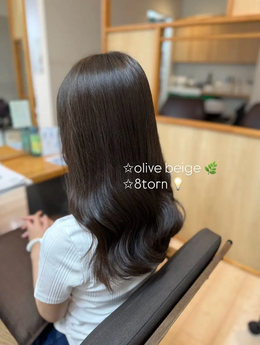 ロング カット ヘアカラー いまい ひまりのヘアスタイル