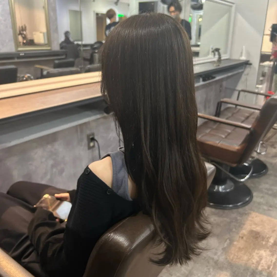 ロング カラー オリーブカラー 韓国/暖色カラー大塚 レイヤー/ボブ 美緒のヘアスタイル