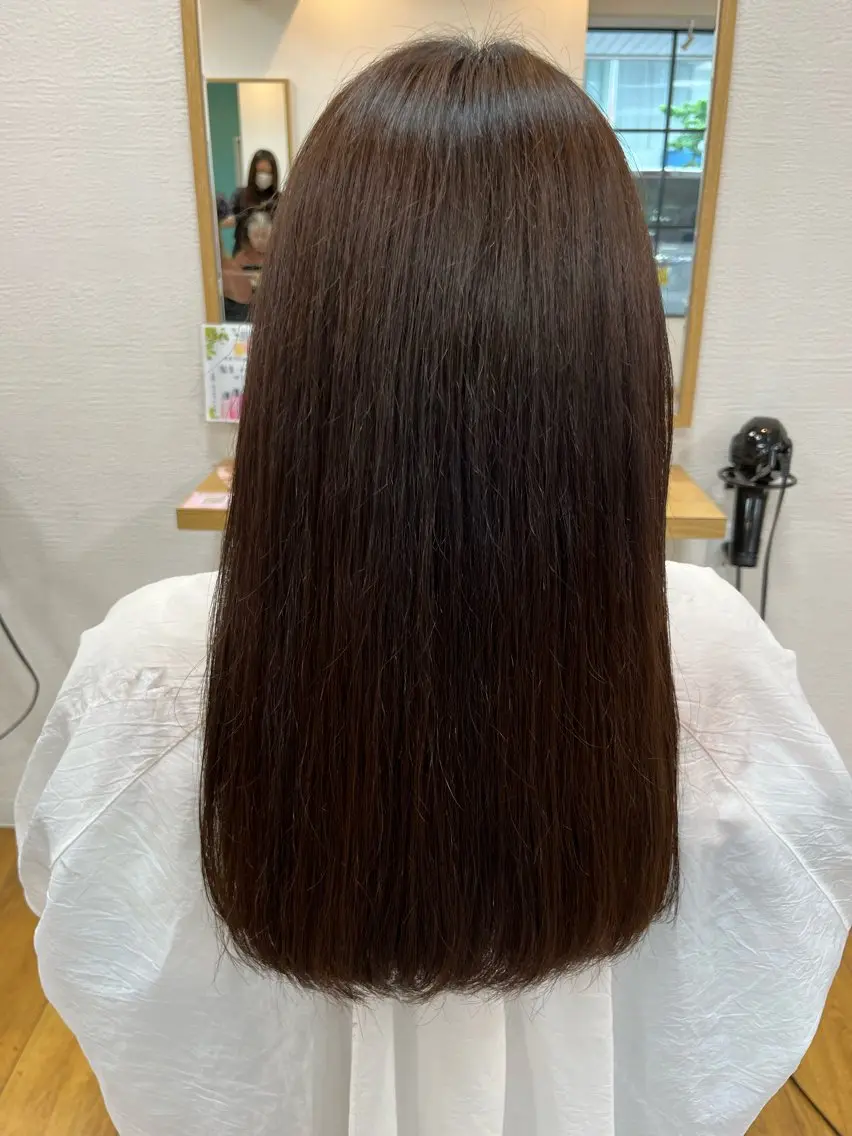 ロング 泉 綾乃モーラ[鳳店]のヘアスタイル