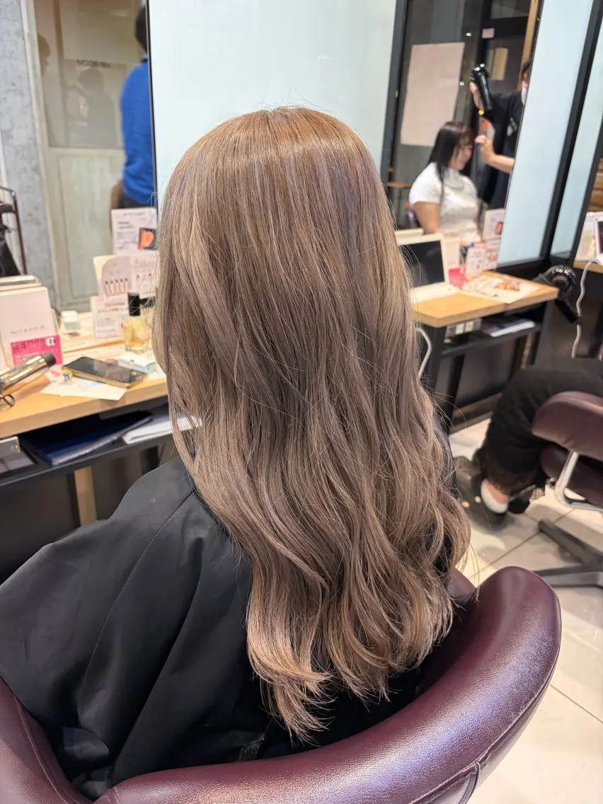 ロング ヘアカラー 🩷カットモデル 募集中🩷小澤のヘアスタイル