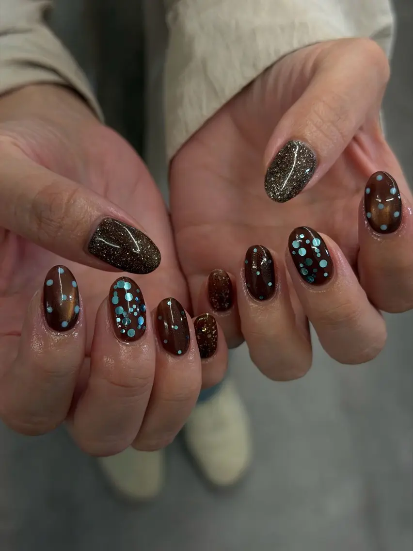 ネイル ブラウン ジェルネイル レース マグネットネイル ニュアンスネイル ハンドネイル ハンドケア Bana_ Nailのネイルデザイン