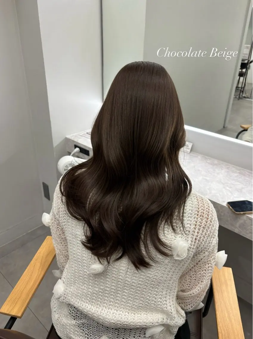 ミディアム カラー ヘアカラー トリートメント Hina🫧透明感 /上品/モテ🫧のヘアスタイル