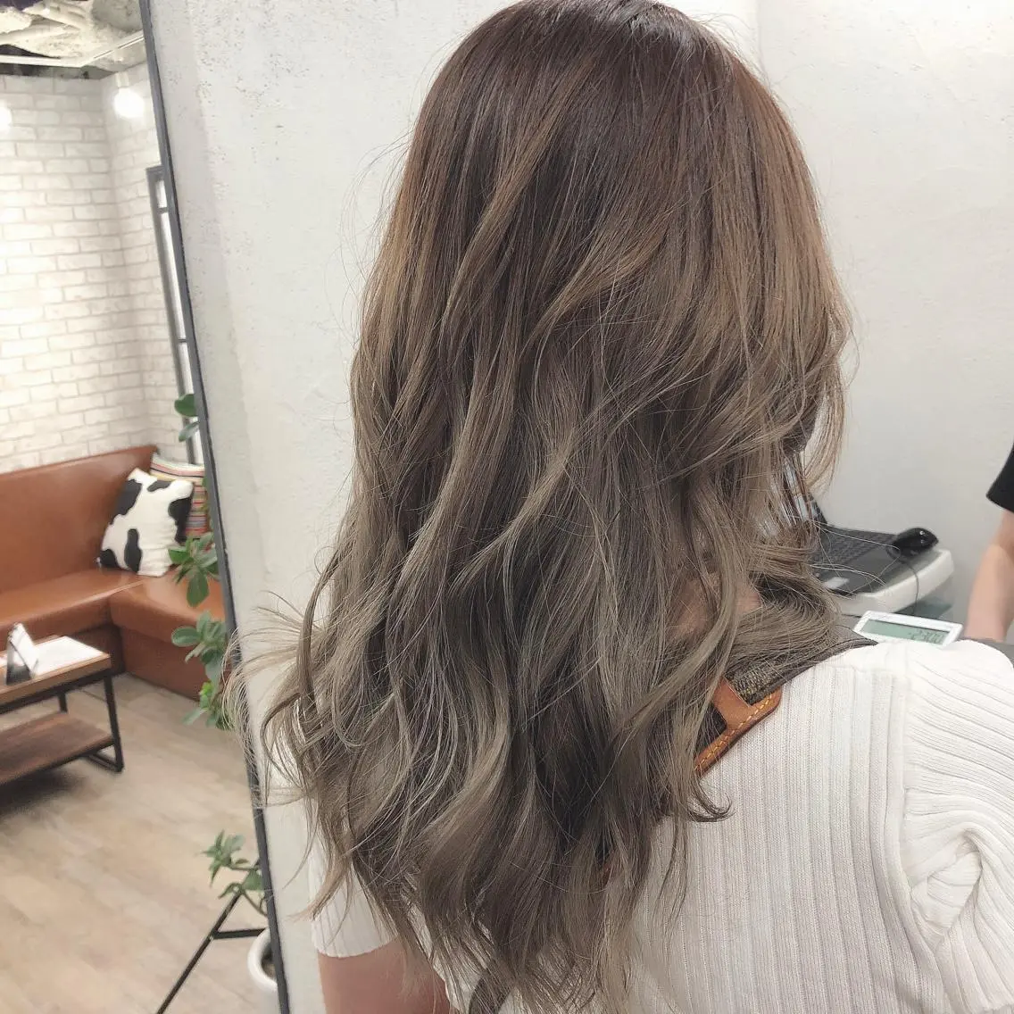 ロング カラー カット ヘアカラー トリートメント ヘッドスパ ヘアセット ️韓国ヘア/レイヤー カット❤️Yūkaのヘアスタイル