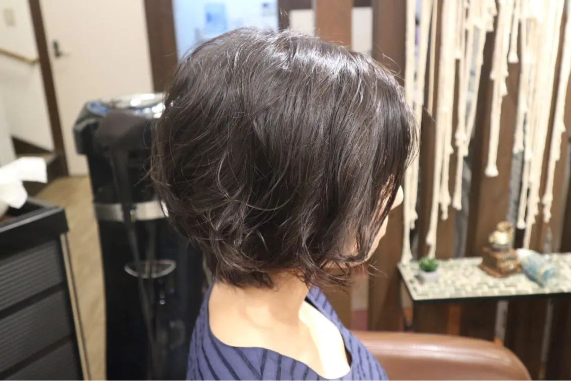 ショート パーマ カット パーマ HARUKI🌸笹塚 インナーカラーのヘアスタイル