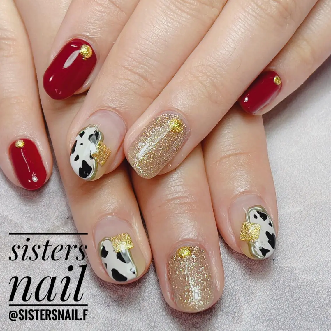ネイル アニマル柄 アートネイル キラキラネイル ミラーネイル ニュアンスネイル sisters nail.fのネイルデザイン