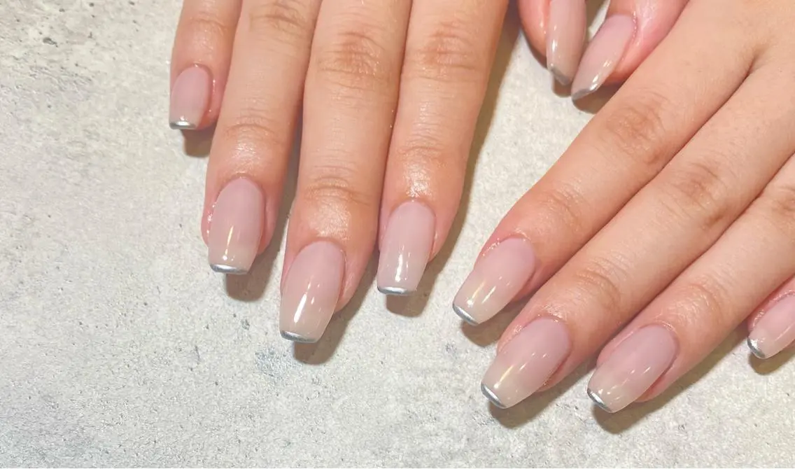 ショート カラー ネイル Nailsalon Calmeのネイルデザイン