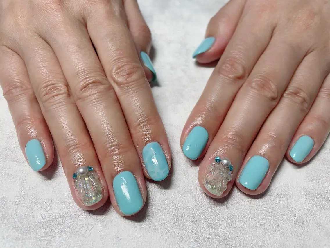 ネイル アートネイル フットネイル キラキラネイル ニュアンスネイル オフィスネイル nail happiness.のネイルデザイン