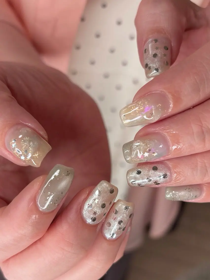 ネイル moi nail ˙⋆.˚のネイルデザイン