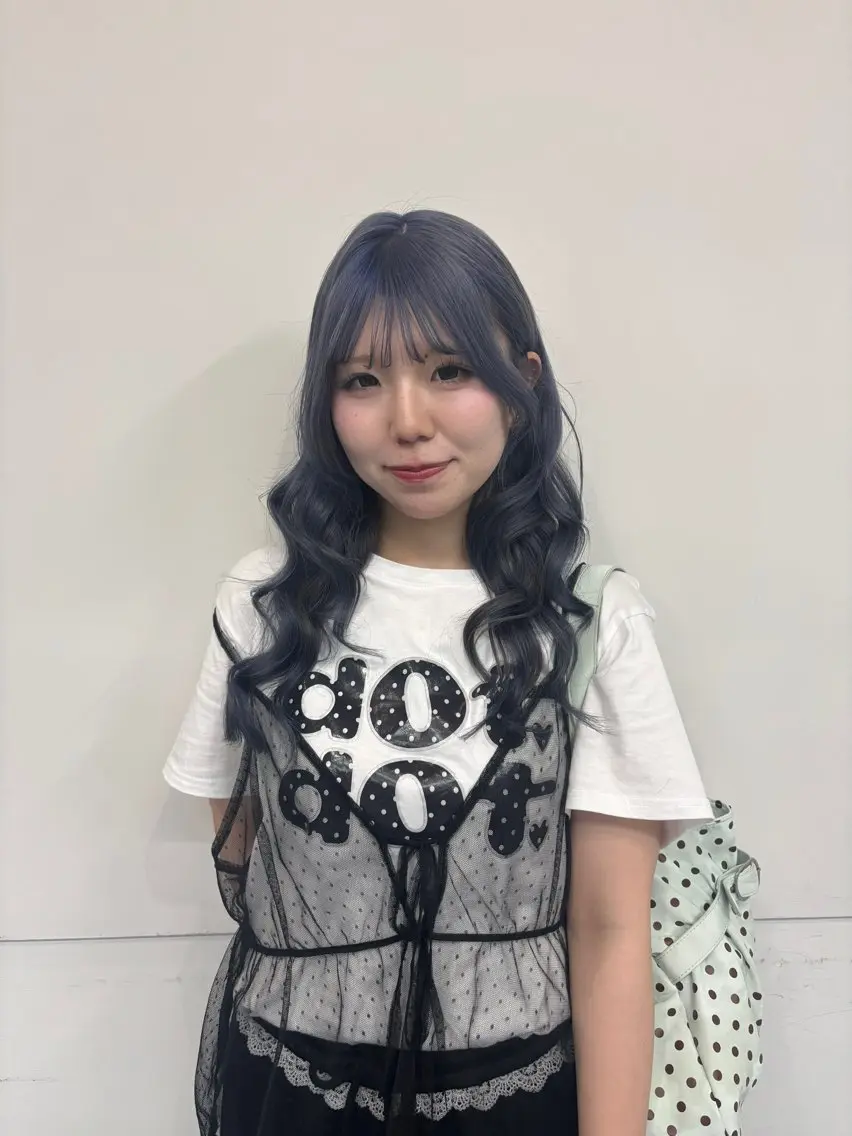 カラー ブリーチ cashel ミユウのヘアスタイル
