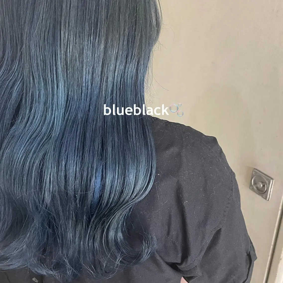 ミディアム カラー ブルーカラー ピンクカラー 吉村 夏椰のヘアスタイル