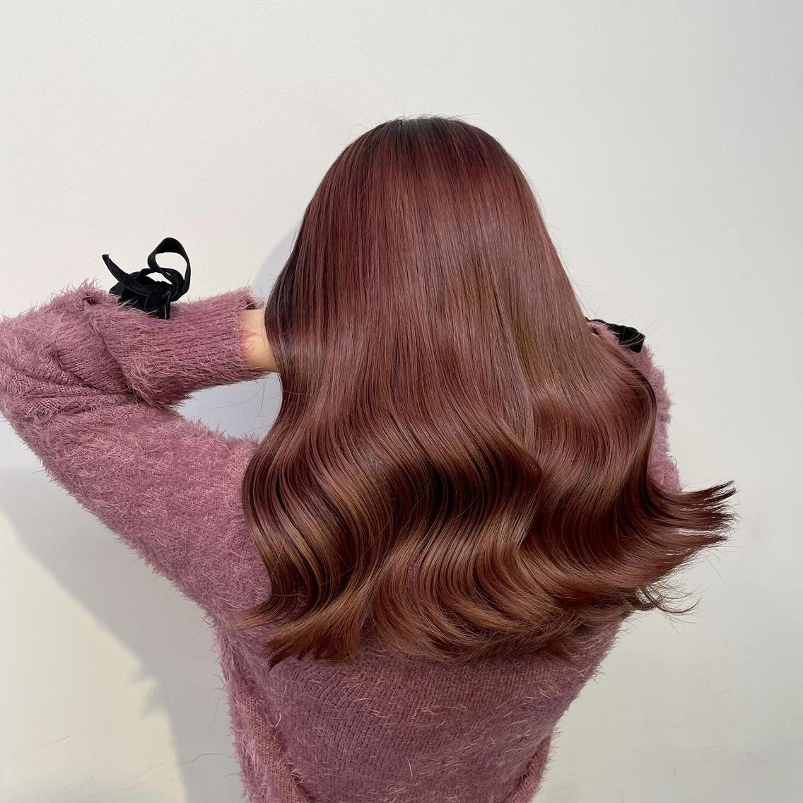 カラー 中×韓mix🥀秋色 ワンホンヘア🤍のヘアスタイル