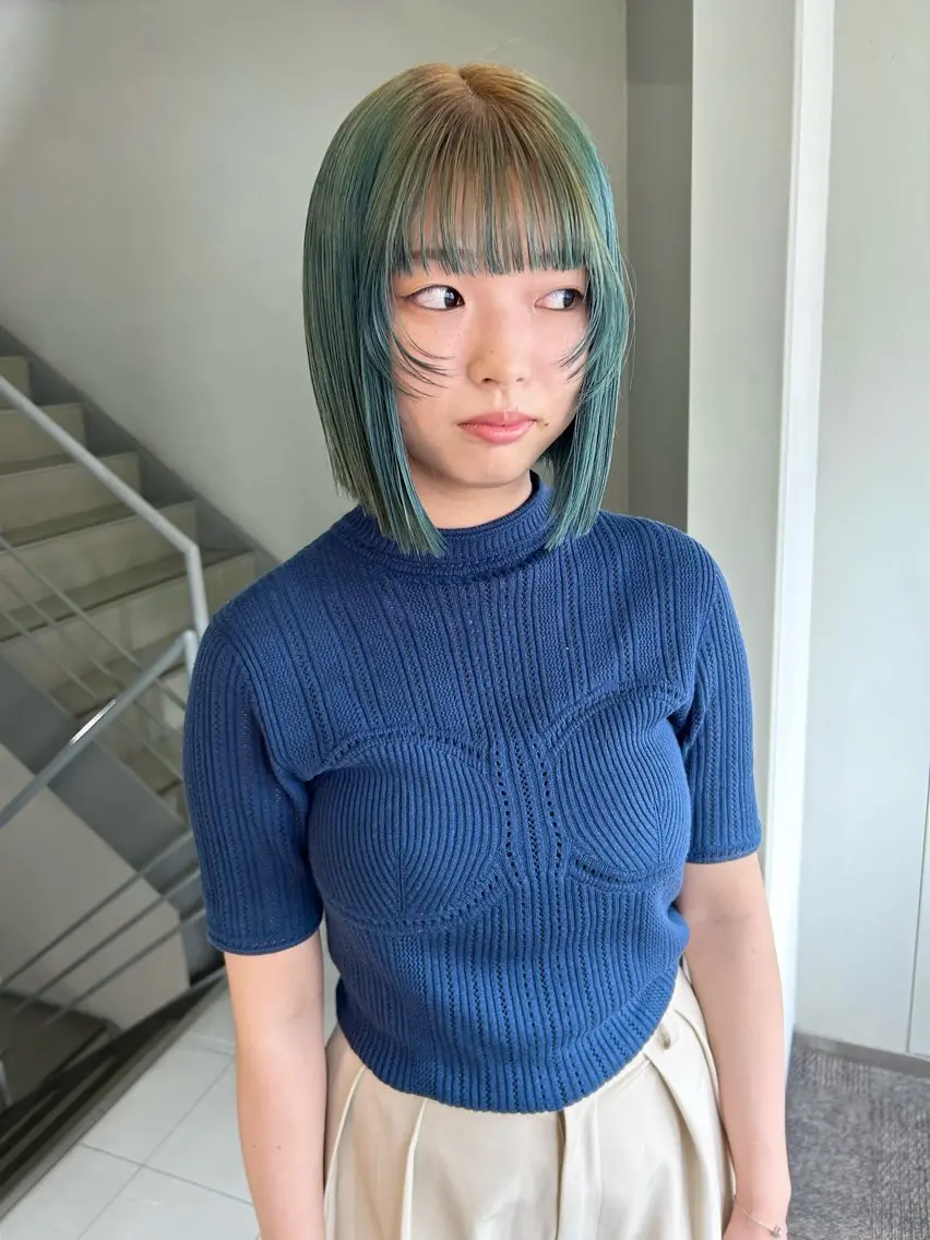 ショート カラー パーマ デザインカラー/ボブ ブリーチカラー/ユリのヘアスタイル