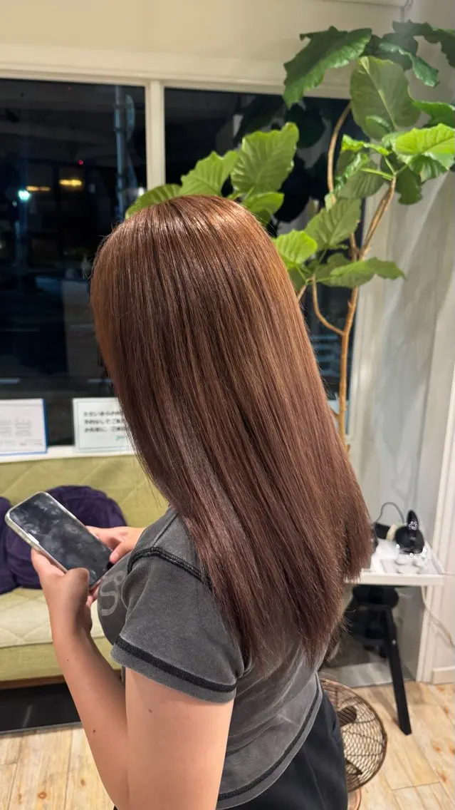 セミロング カラー ブラウンカラー 透明感カラー イルミナカラー ピンクカラー カット ヘアカラー 亀有✂️正路 彩夏のヘアスタイル