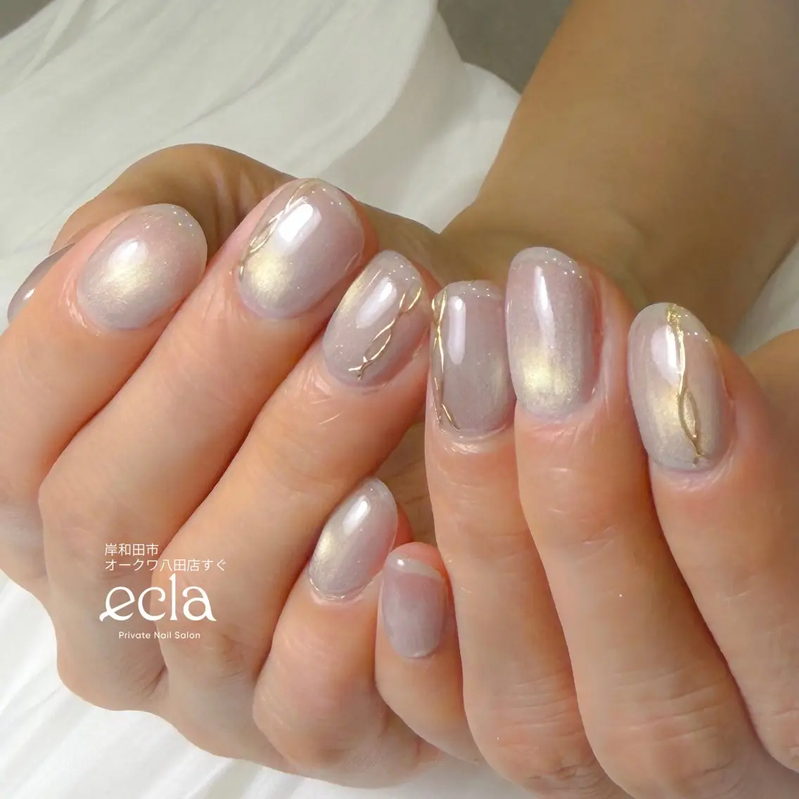 ネイル ゴールド Nail Salon ecla 〜エクラ〜のネイルデザイン