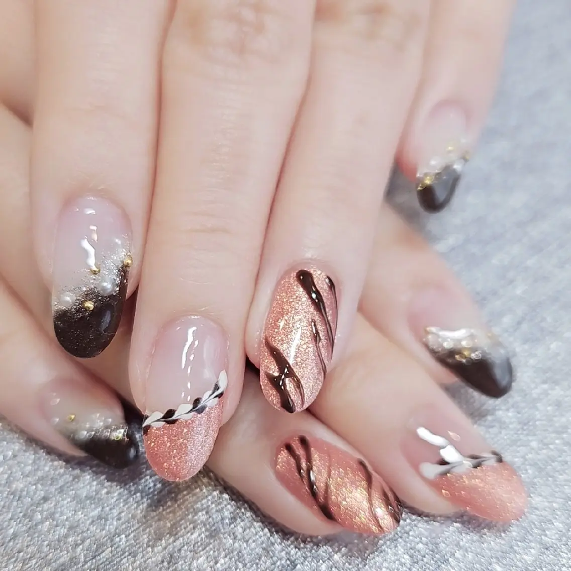ネイル Nailsalon Wisteriaのネイルデザイン