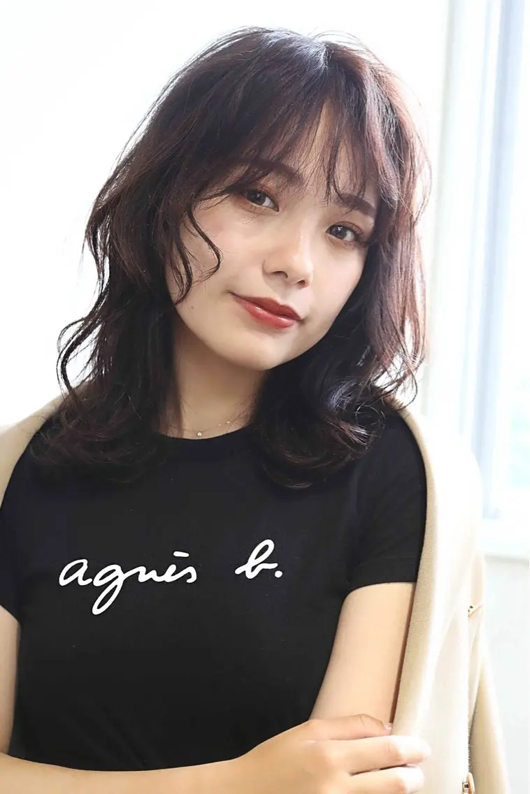 ミディアム カット ヘアカラー トリートメント 【日韓風、レイヤー】 🤍ひらい　なつきのヘアスタイル