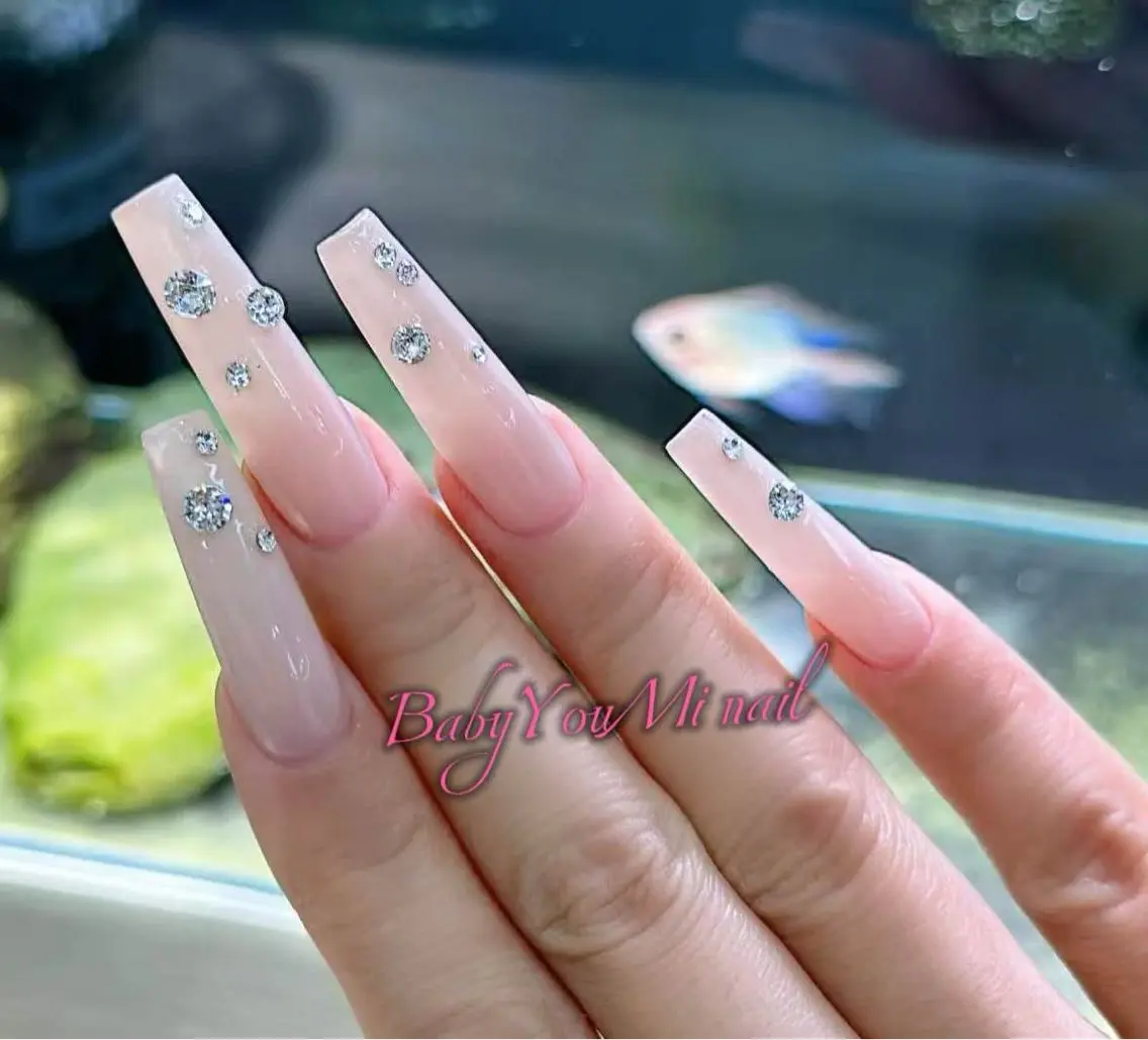ネイル オーロラネイル フラワーネイル フットネイル フレンチネイル ジェルネイル ハンドネイル BabyYouMi nailのネイルデザイン