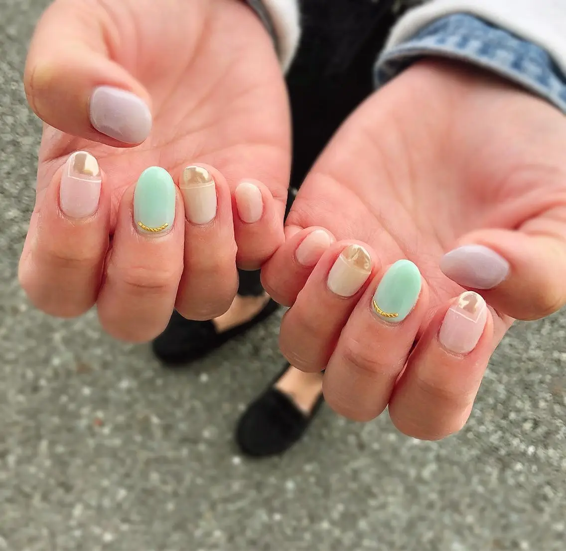 ネイル 長さ出し フットネイル フレンチネイル ジェルネイル ミラーネイル ハンドネイル nail salon Regaosのネイルデザイン