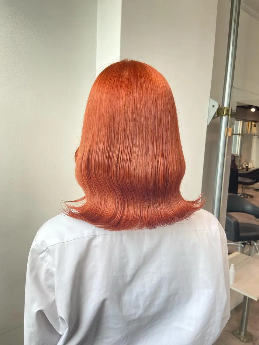 セミロング カラー オレンジ ラベンダー💜 グレージュ🩶のヘアスタイル