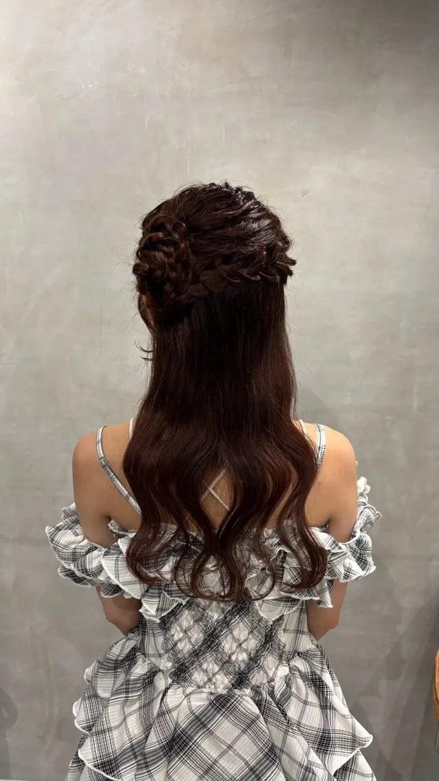ヘアアレンジ ヘアセット Azu🩰/アレンジ /透明感カラー🎀/のヘアスタイル