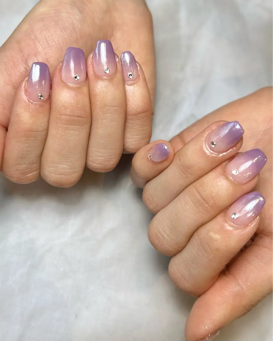 ネイル ミラーネイル 持ち込み パープル ホワイト ハンドネイル Reflection marikoのネイルデザイン