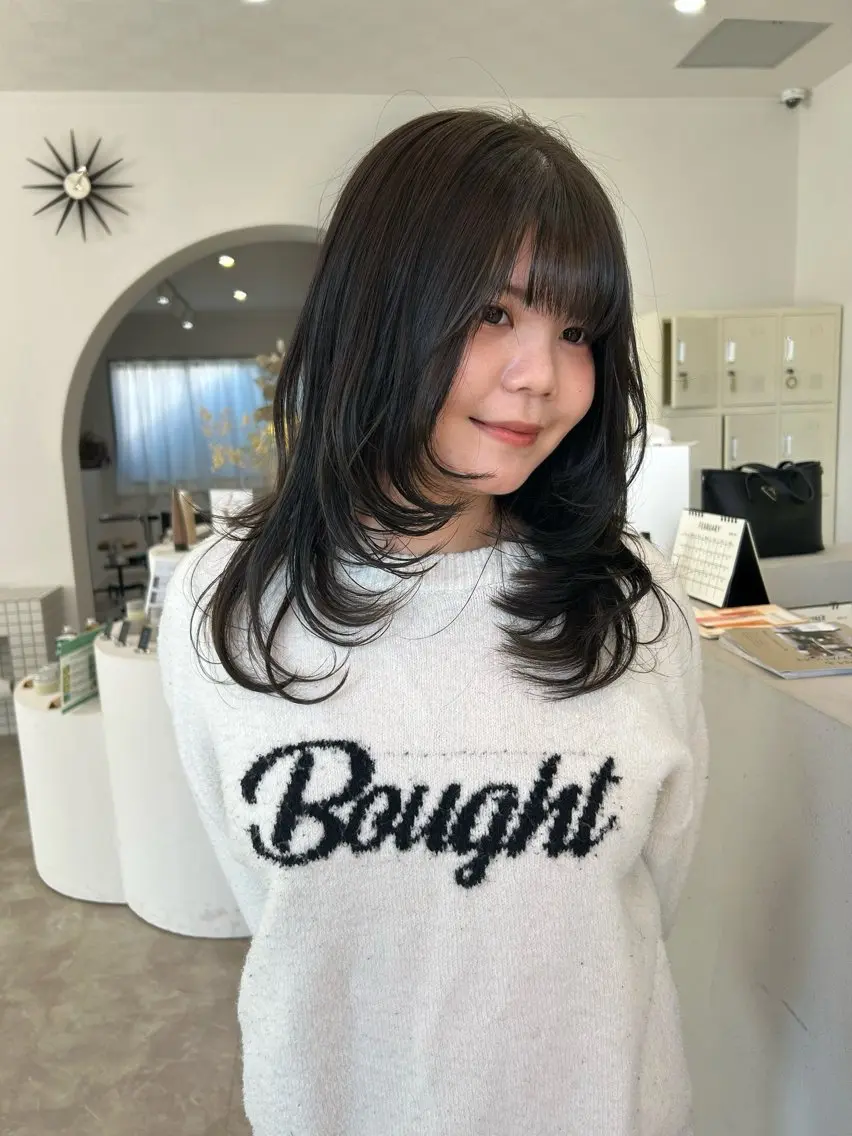 トレンド✨レイヤーカット&似合わせ透明感カラー【撮影OKな方のみ🌸SNS掲載OKな方のみU28限定】の写真