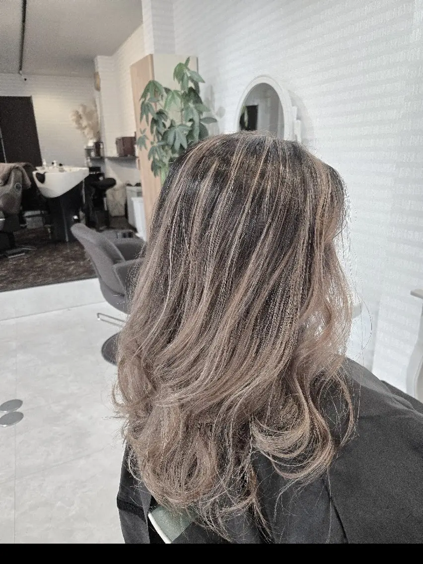 セミロング ヘアカラー トリートメント CREAPY 代表 福田 将太のヘアスタイル