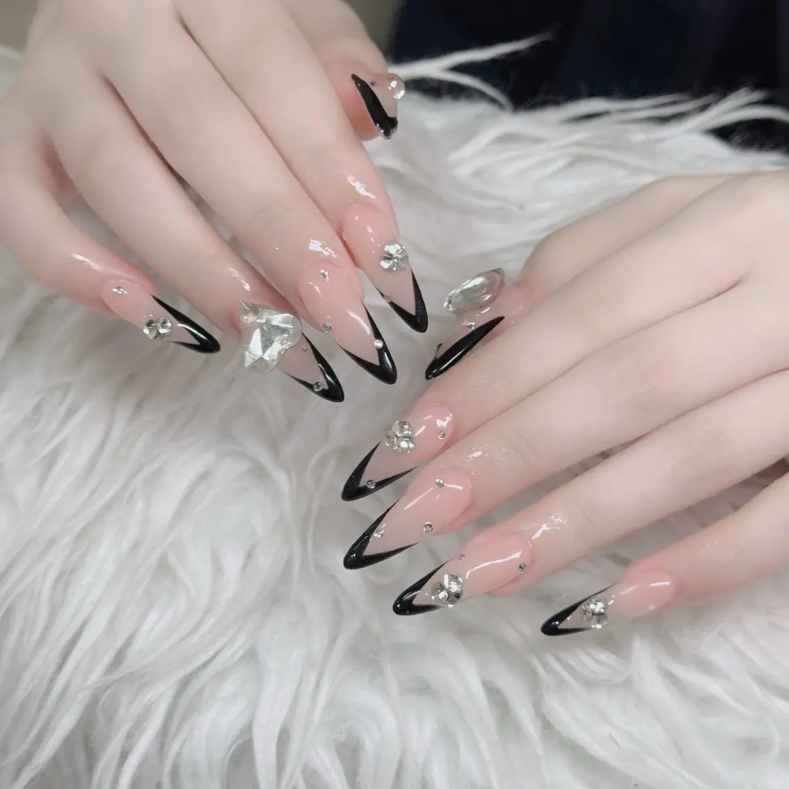 ネイル フットネイル フレンチネイル グラデーション 韓国ネイル ロングネイル ハンドネイル Hani Nail Salonのネイルデザイン