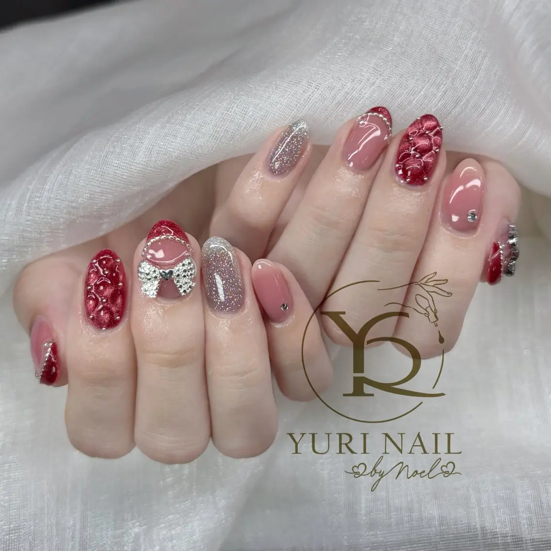 ネイル ハンドネイル フットネイル ハンドケア YURI Nail NARITAのネイルデザイン