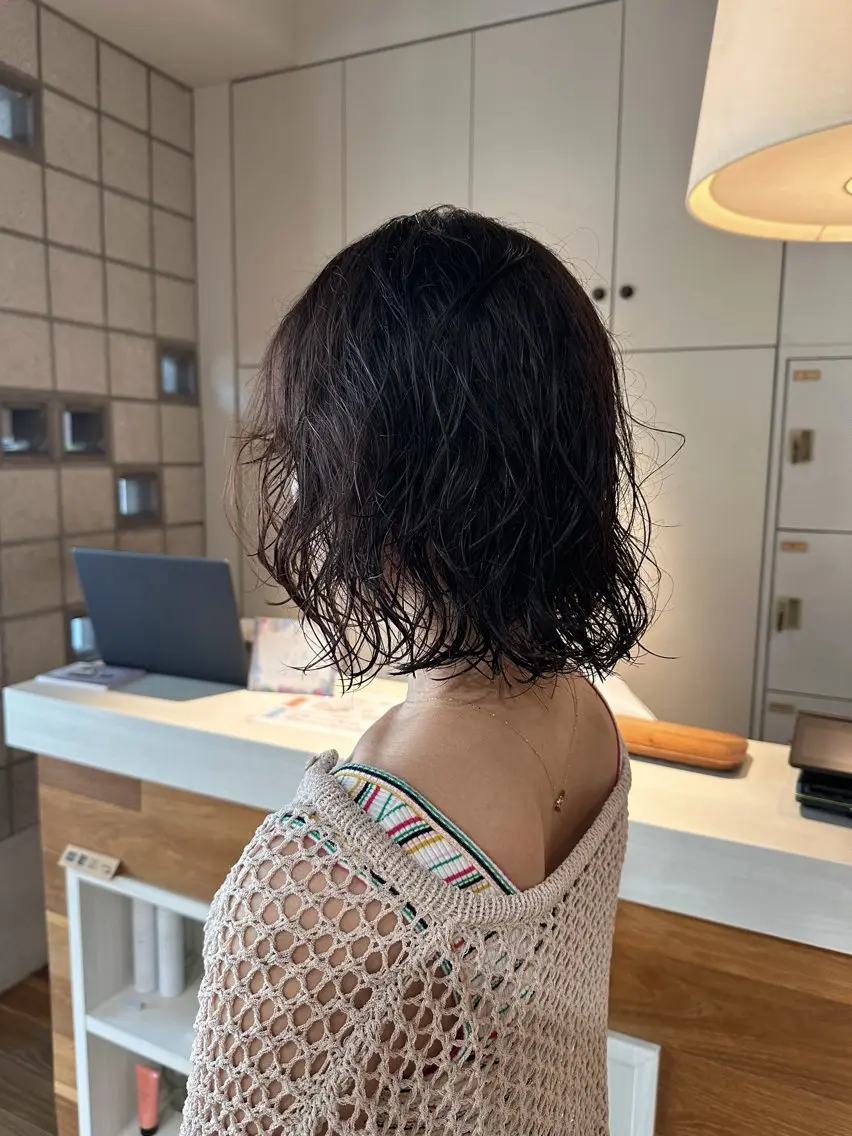 ミディアム パーマ パーマ 塩澤 榛奈のヘアスタイル