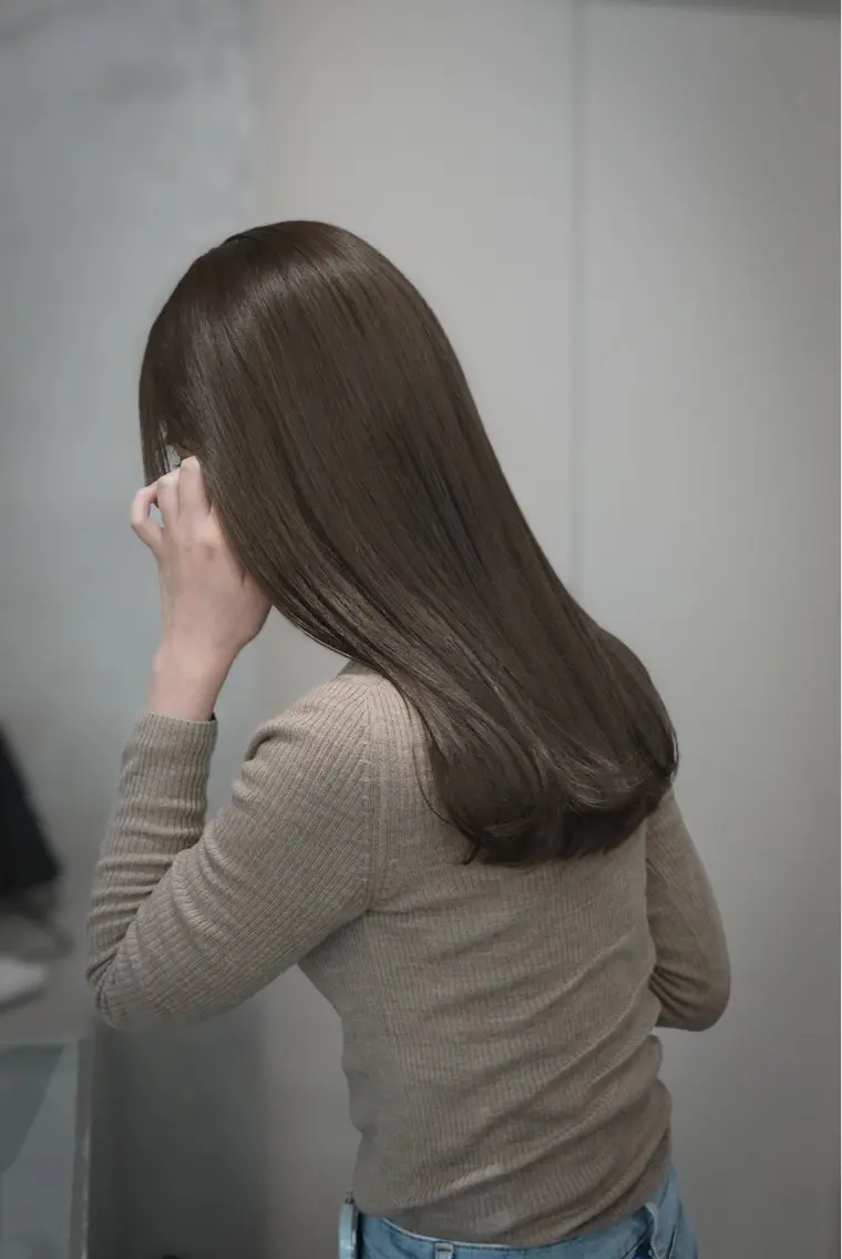 ケアカラー (シャンプーブロー代込み)の写真