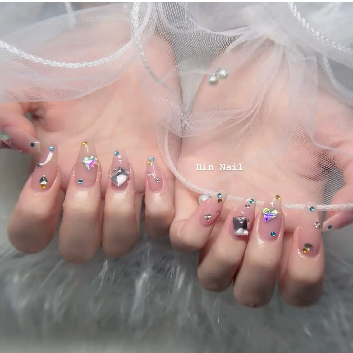 ネイル チークネイル ドット フットネイル フレンチネイル 韓国ネイル ハンドネイル HIN NAILのネイルデザイン