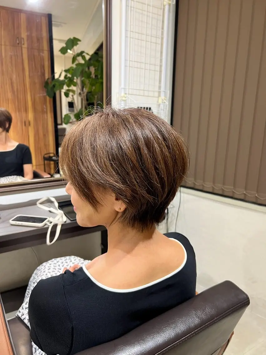 カラー ヘアカラー 藤谷 果林のヘアスタイル