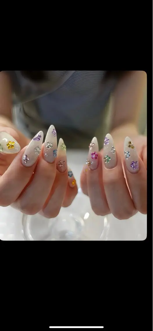 ネイル ハンドネイル NiJi Nailsのネイルデザイン
