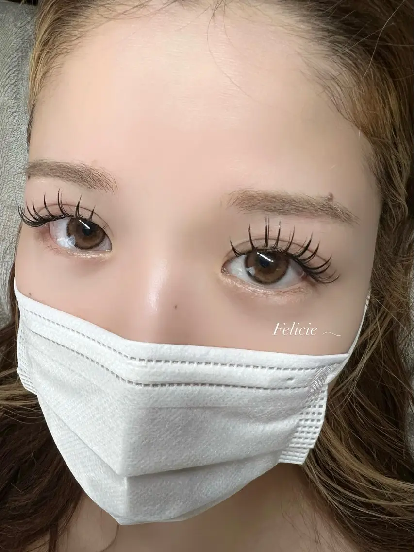 マツエク・マツパ バインドロック 束感まつ毛 マツエク Felicie＊ Sayakaのマツエク・マツパデザイン