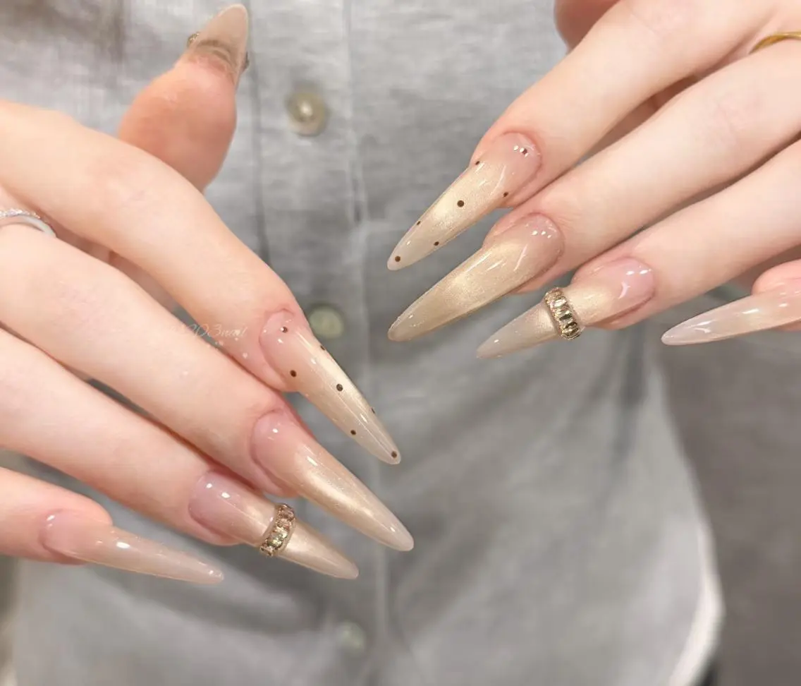 ネイル ハンドネイル 🎀 NaNa_nailのネイルデザイン