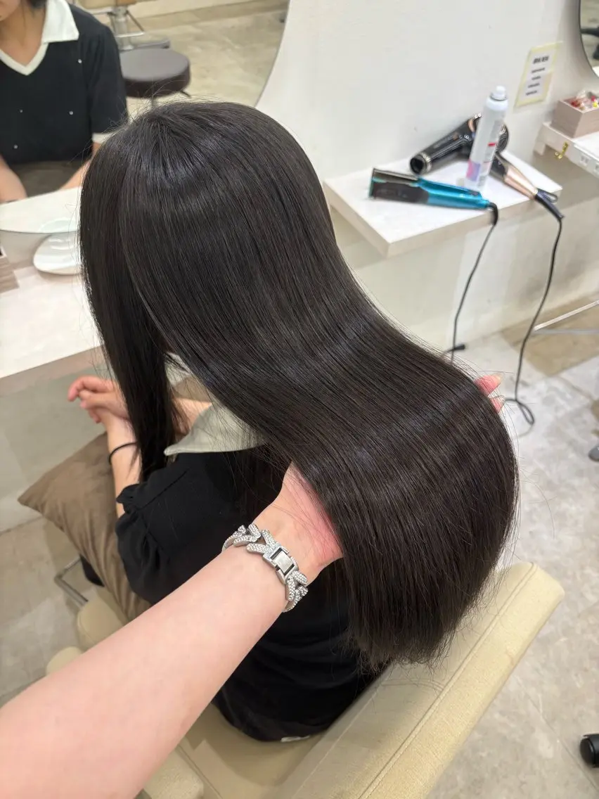 ロング 縮毛矯正 Core かんなのヘアスタイル