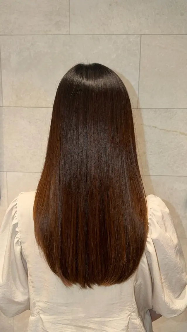 ロング カット 縮毛矯正 TRIELA新宿 /REIのヘアスタイル