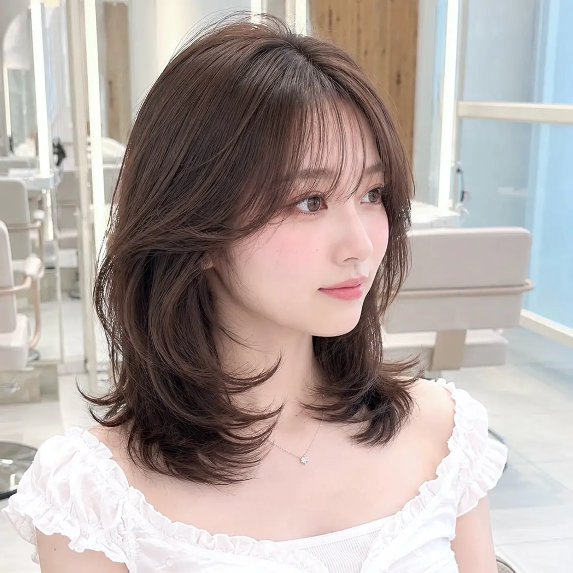 ミディアム カット ヘアカラー トリートメント かなこ/ミディアム レイヤー/ワンカールのヘアスタイル