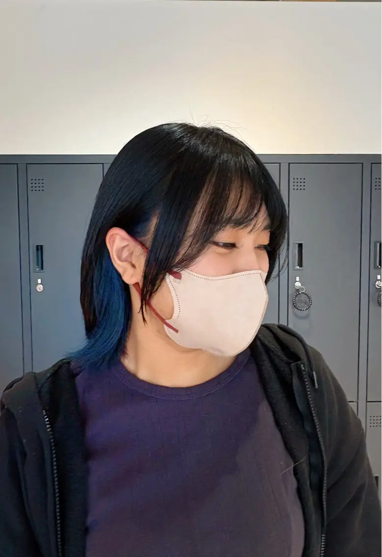 ミディアム カラー ブリーチ ブルーカラー ダブルカラー イヤリングカラー インナーカラー ヘアカラー 🌊インナーカラー 🐬櫻井海星のヘアスタイル