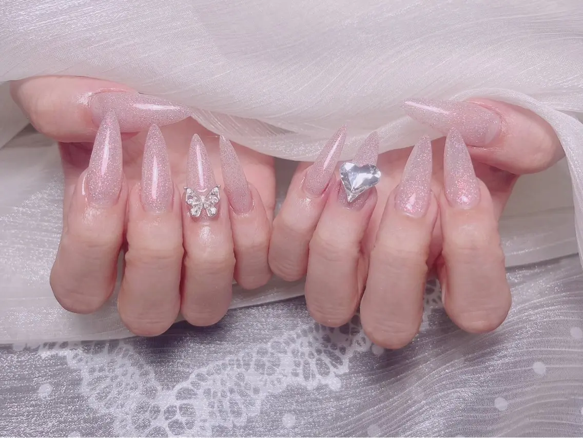 ネイル ハンドネイル Kari ネイルサロンのネイルデザイン