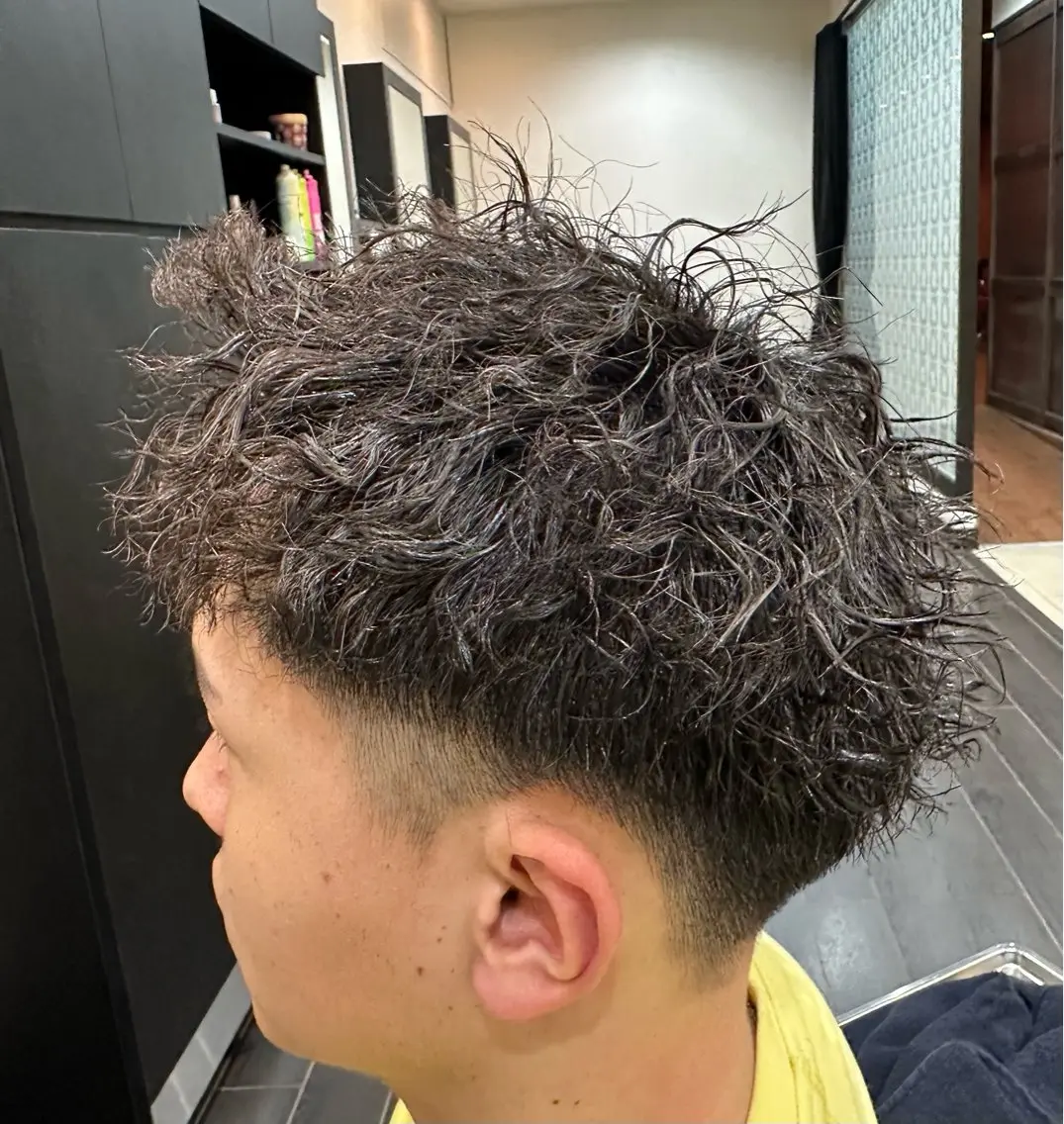 パーマ メンズ ナチュラルヘア 神田一瑳のヘアスタイル