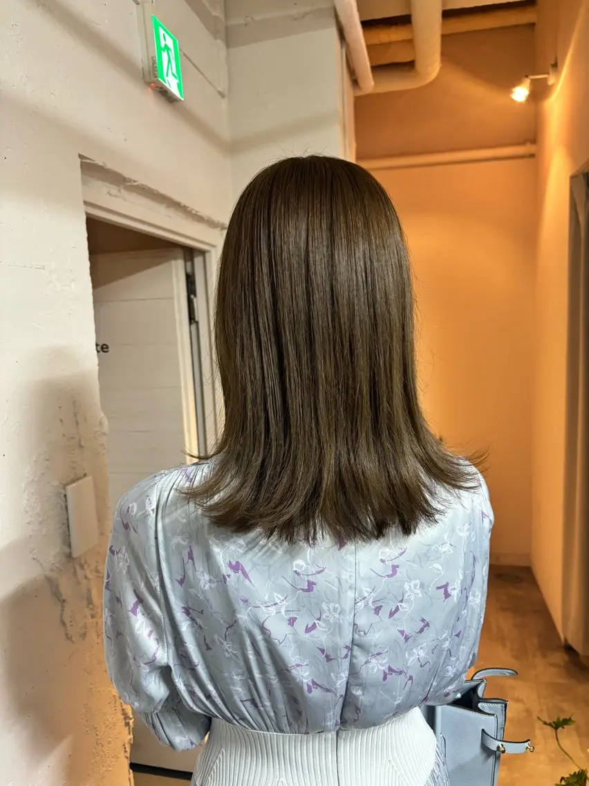 ミディアム カラー 🩵似合わせカット SEIRA🩵のヘアスタイル