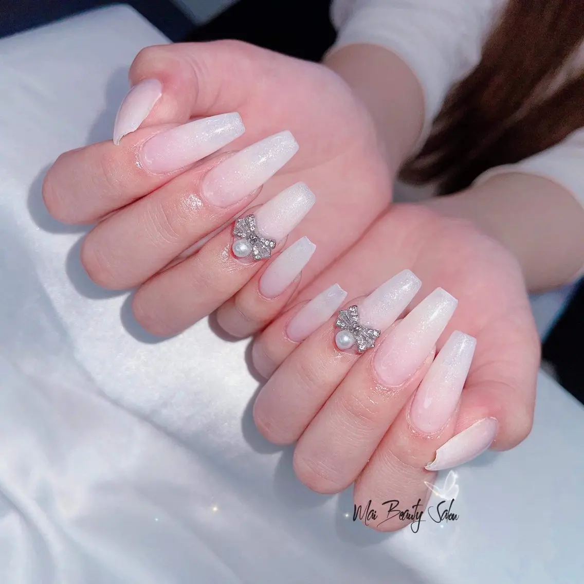ネイル チークネイル ジェルネイル 韓国ネイル マグネットネイル パラジェル ハンドネイル MaiBeauty To Toのネイルデザイン